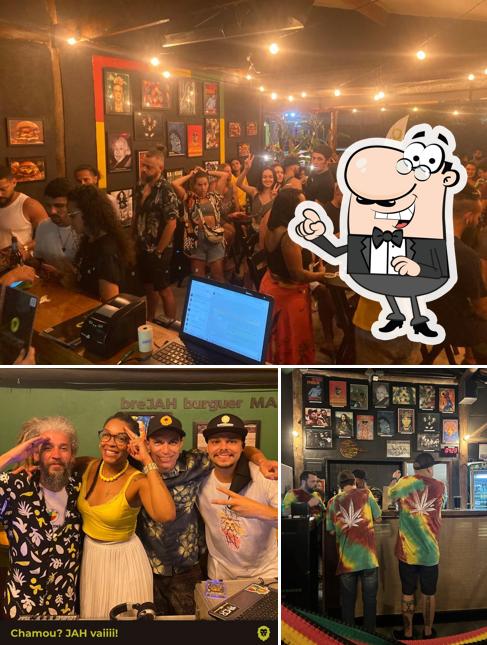 O interior do breJAH burguer Maresias