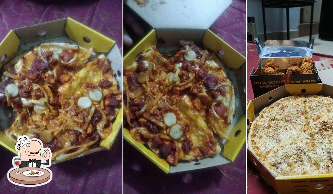 Food at The Pizza Heaven