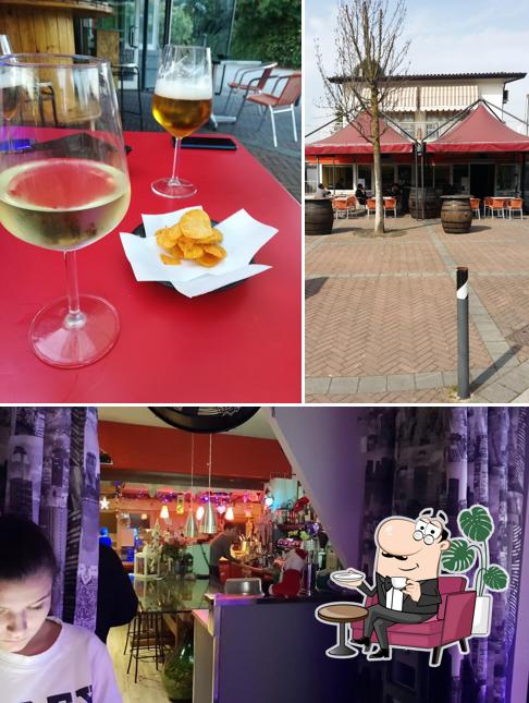 Dai un'occhiata agli interni di Bar Mi & Ti