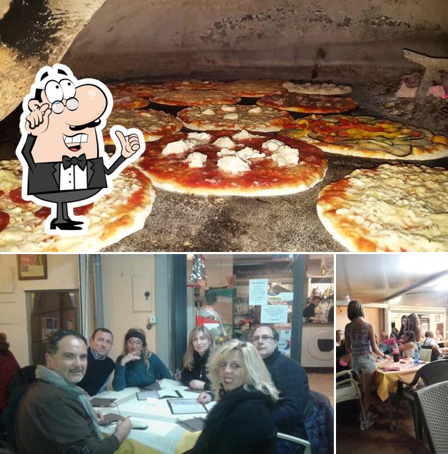 La interni e cibo del ristorante