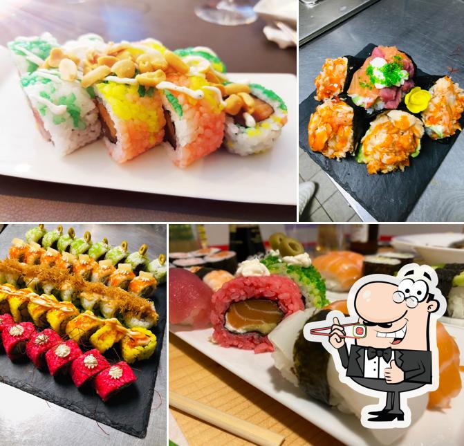 {Restaurant_name} serve piatti di sushi