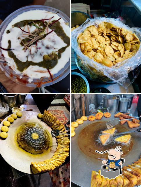 Meals at Delhi Chat Bhandar