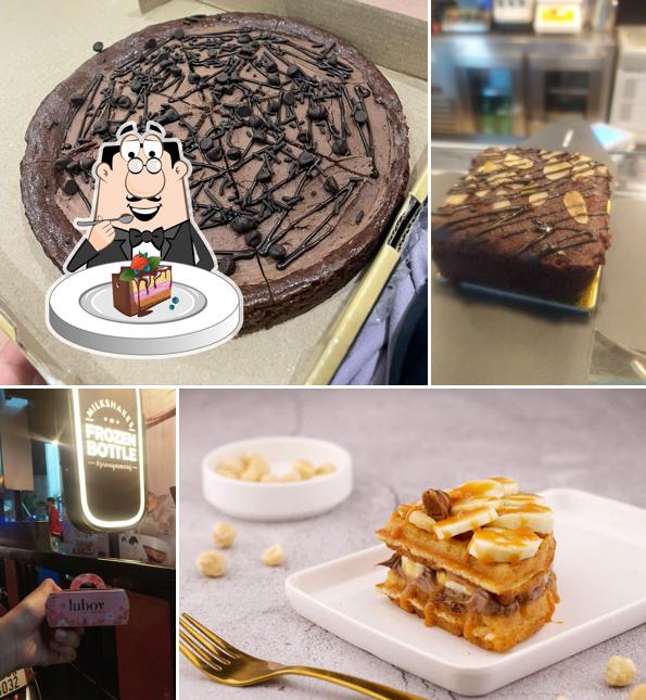 Frozen Bottle - Milkshakes, Desserts, and Ice Cream