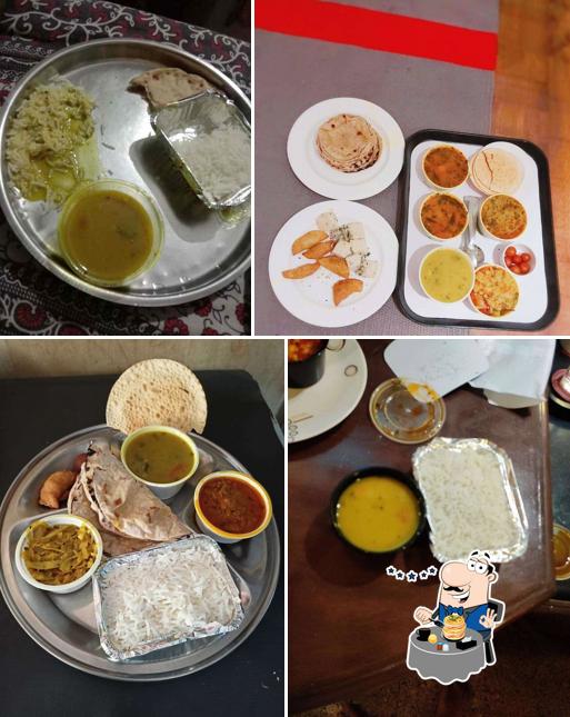 Meals at Kansaar Gujarati Thali