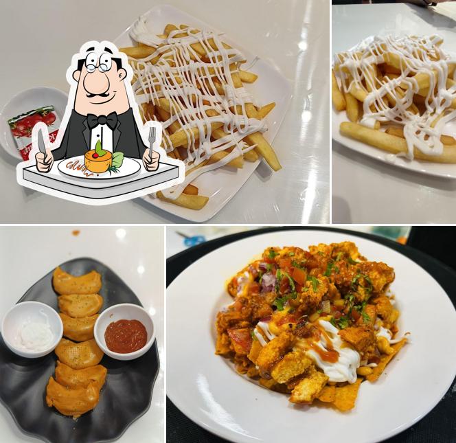 Meals at Avenue Cafe