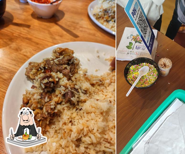 Food at Hussains Biriyani Centre