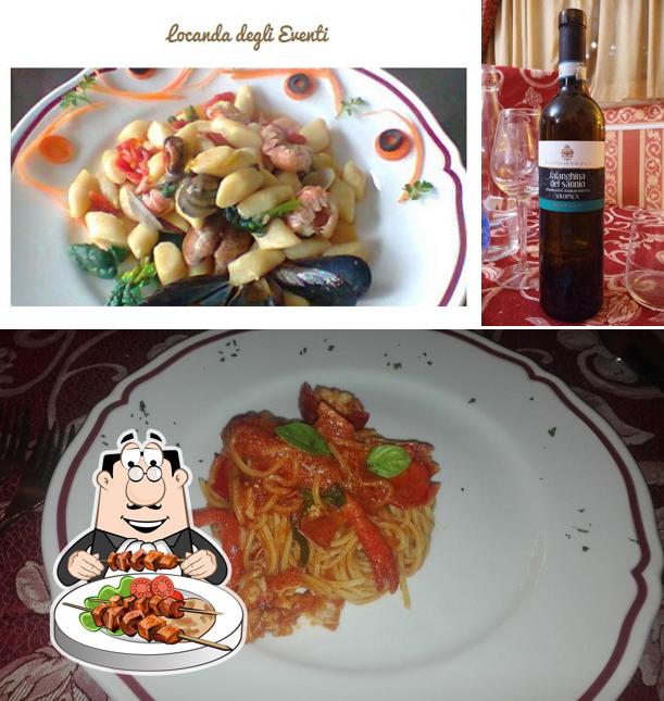 Tra le varie cose da La Locanda Degli Eventi si possono trovare la cibo e alcol