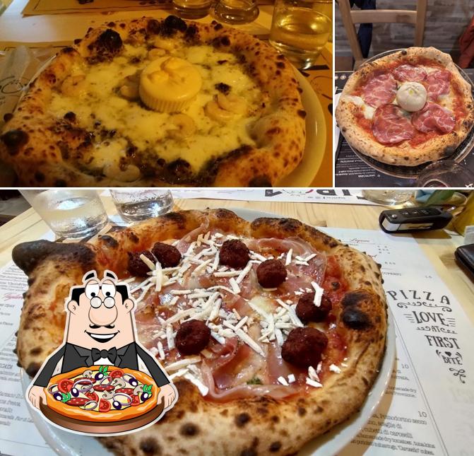 Ordina tra le molte varianti di pizza