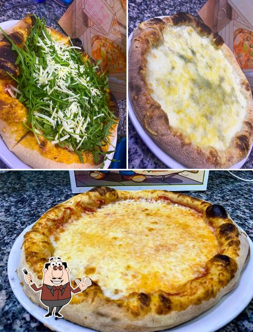 Platti al Pizzeria San Pio Di Marotta Calogero & C. Snc