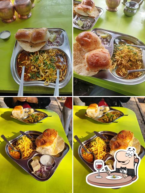 Omkar misal pav center