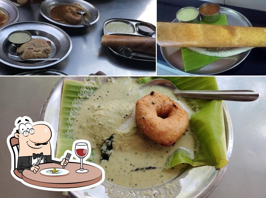 Food at Shankara Narayana Refreshments (S. N. Refreshments)