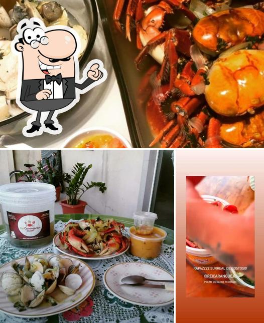 Esta é a imagem ilustrando interior e frutos do mar no Rei Caranguejo Lauro de Freitas