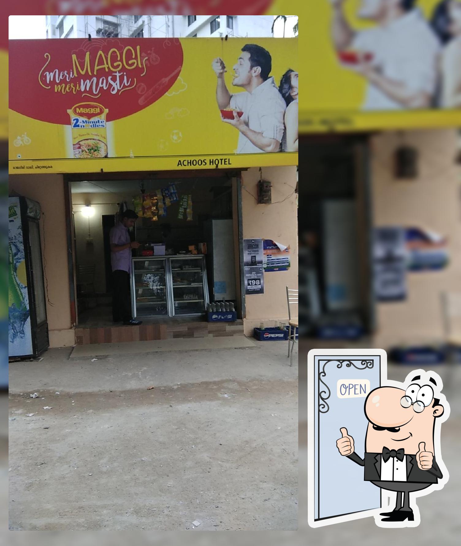 Achoos Hotel & Cool Bar