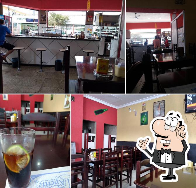 O interior do China's Bar - Gordão Comidas e Lanches