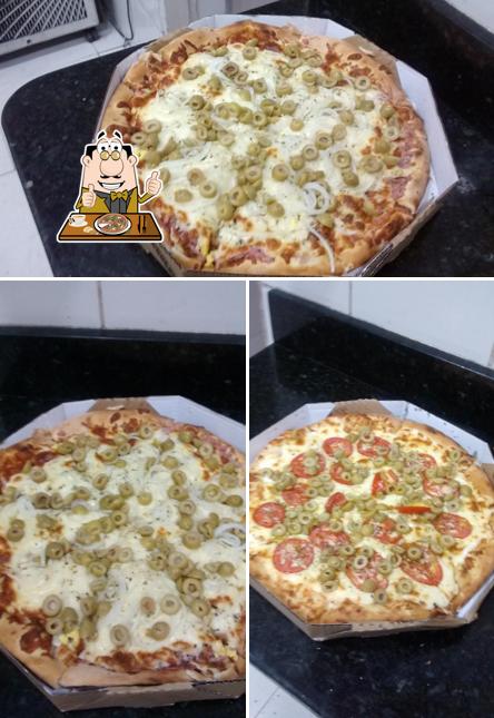 Consiga pizza no Padaria Nebraska Pães e Doces