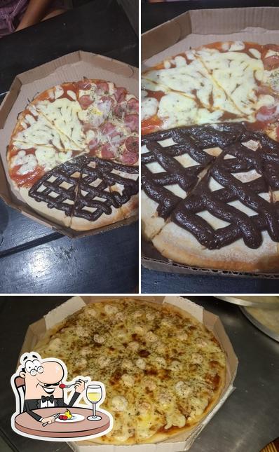 Comida em pizzaria rua da ilha n° 1