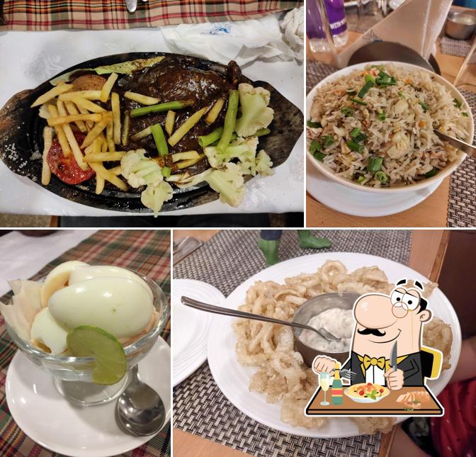 Meals at Pavillion Restaurant Hotel Abad Fort