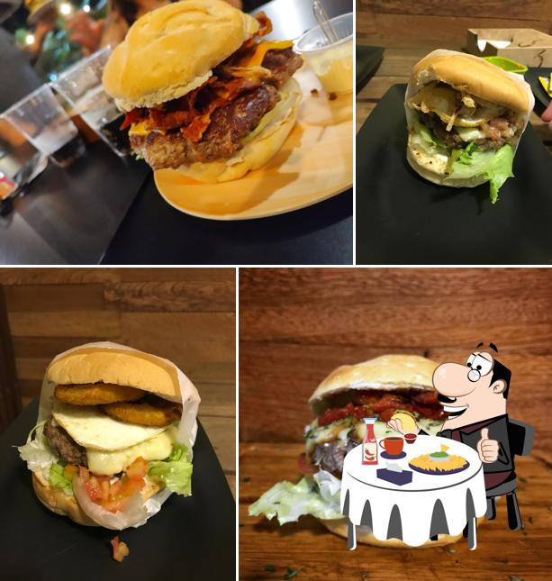 Peça um hambúrguer no Holy Hamburgueria
