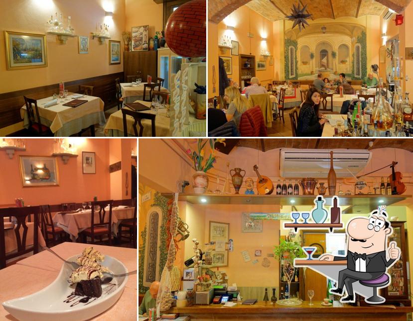 Dai un'occhiata agli interni di La Corte dei Ghiottoni