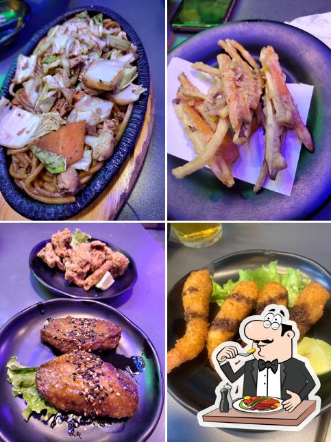 Comida em Yakuza Bar Izakaya
