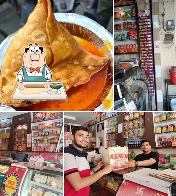 Samosa at Bikaner Sweets & Namkeen