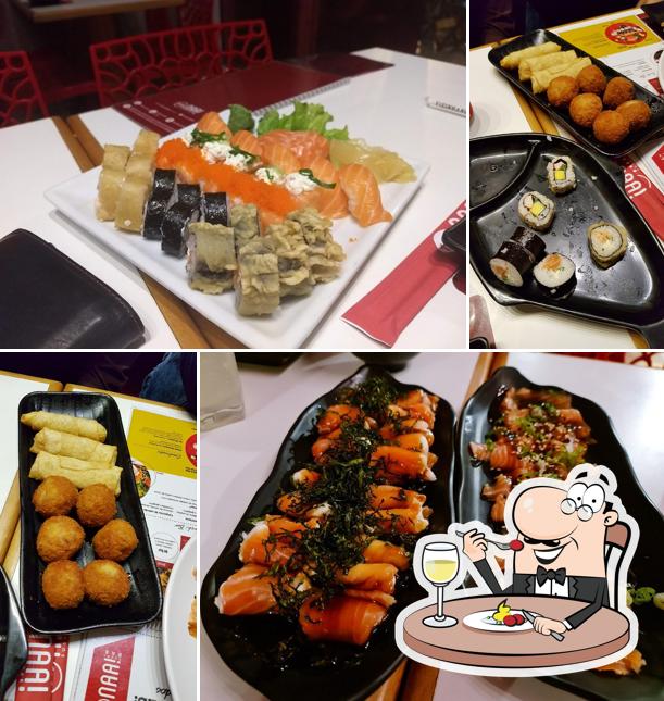Platos en Naa! Sushi bar Crystal Mall