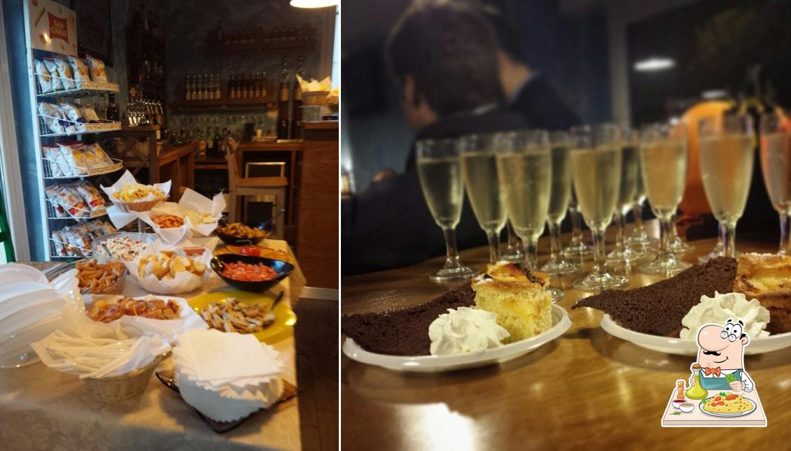 Cibo al Bar Teatrio Caffè la Piazzetta