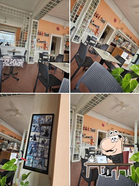 Siediti a un tavolo di Bar Impero