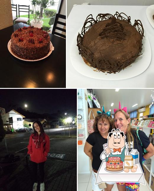 Look at the picture of Sabor do Café