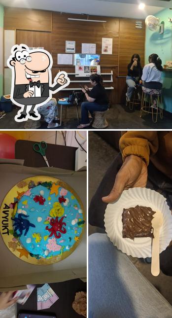 The interior of Shelly's Deli (Bakery & Patisserie)