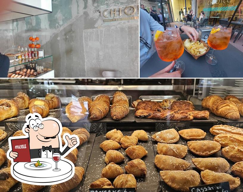 Chiosco - Mediterranean Bar si caratterizza per la cibo e interni