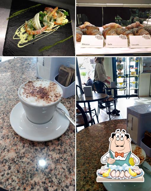 Ordina la cucina di mare a Nuovo Bar Del Corso