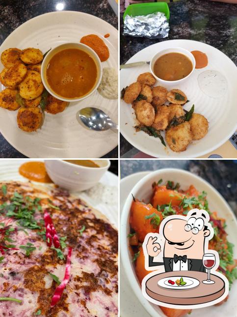 Idli at LUNGI SOUTH INDIAN RESTAURANT