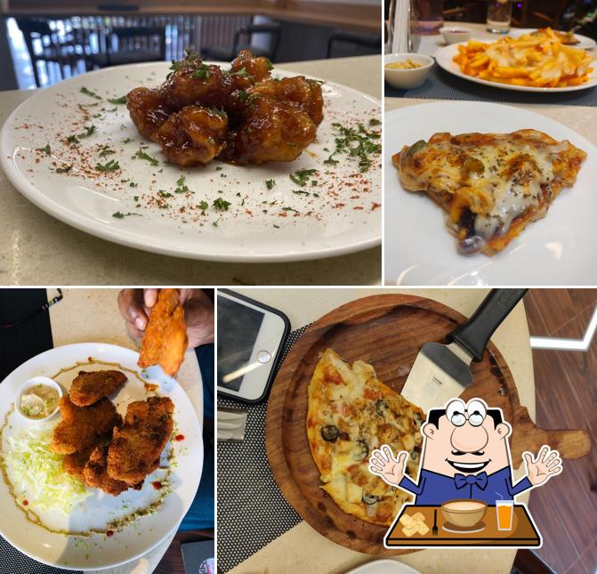 Food at Grounded.cafe