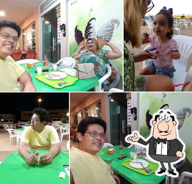 O interior do Delícias Açaí