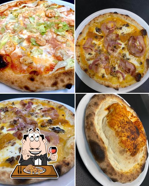 Prenditi una pizza a Rifugio di Zòrr Pizzeria Antipasteria di Manuto Francesco