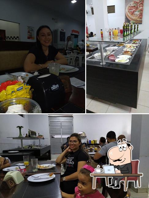 O interior do Scarolli Pizzaria - Rodízio com suco e refrigerante Grátis