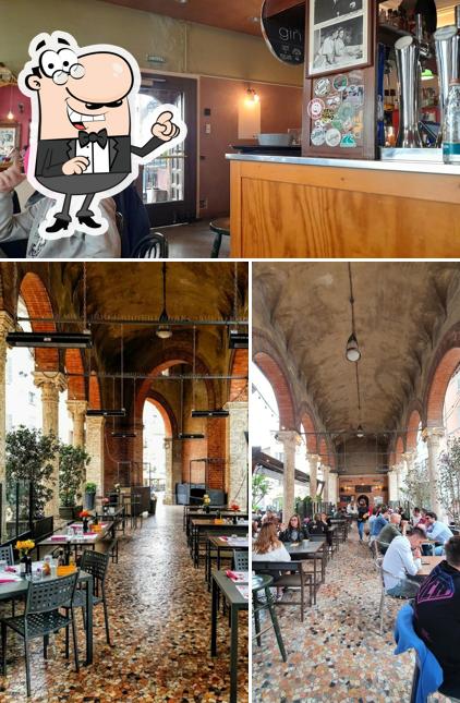 Dai un'occhiata agli interni di Caffè dei Mercanti