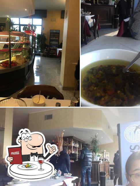 La cibo e interni del ristorante