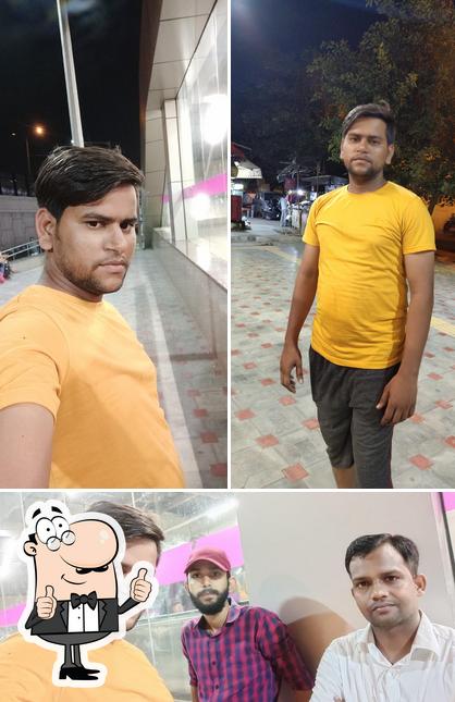 Here's a picture of Shiv Bhojanalaya