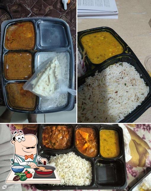 Chicken curry at Mini Meals And Thalis