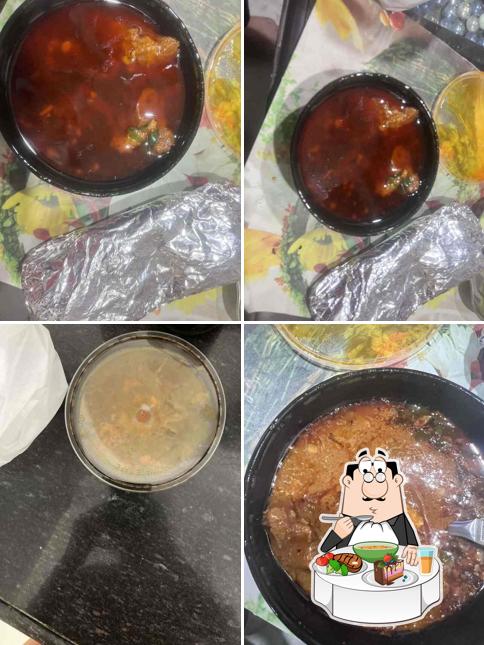 Hot and sour soup at Aakhet Mutton And Chicken