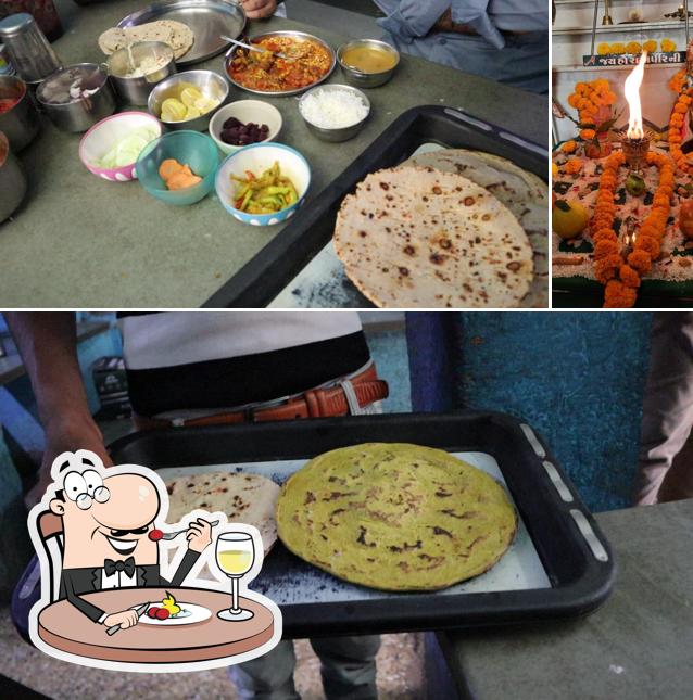 Food at Bapa sitaram loj