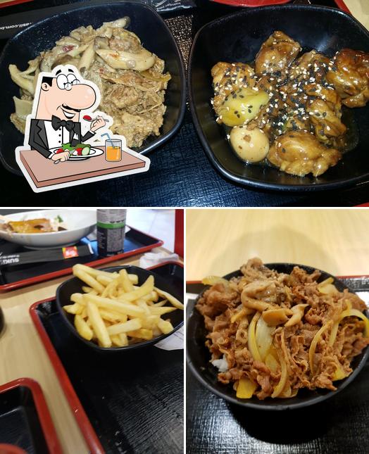 Comida em Sukiya Barra Funda