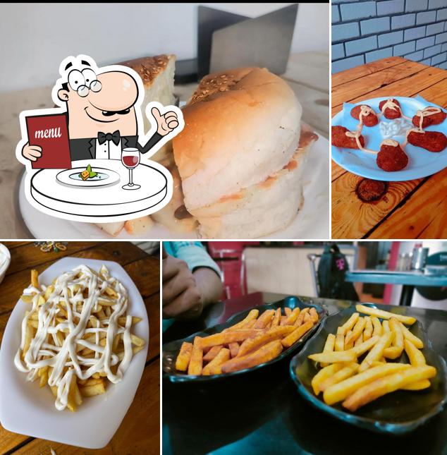 Food at Tim’s Burger Barn