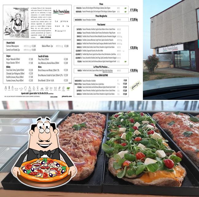 Ordina tra le svariate varianti di pizza