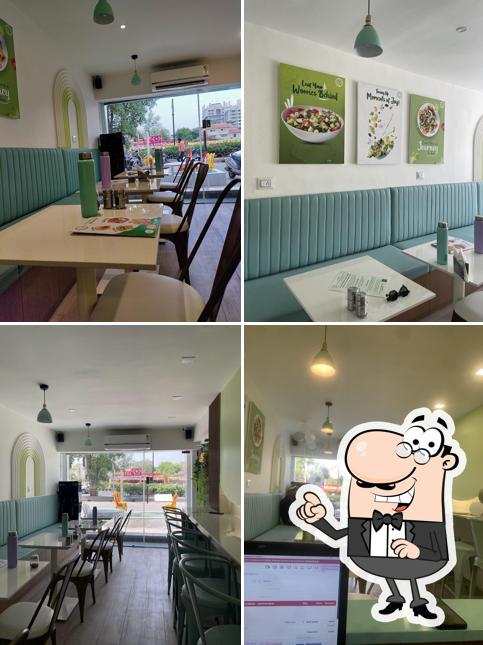 Check out how Salad Time - Healthy Food Cafe for Fresh Salads, Wraps and Cold Press Juices (Vegan Options Available) looks inside