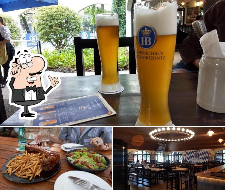 O interior do Hofbräuhaus Belo Horizonte