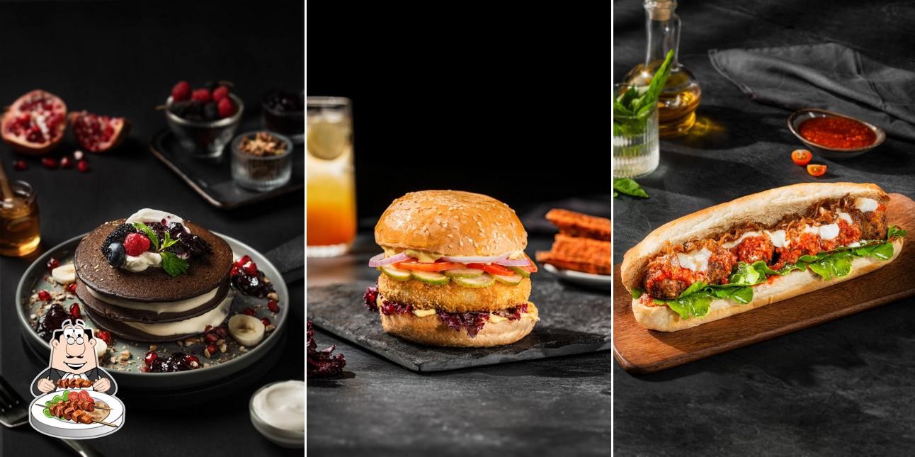 Food at Dubai Dates Cafe