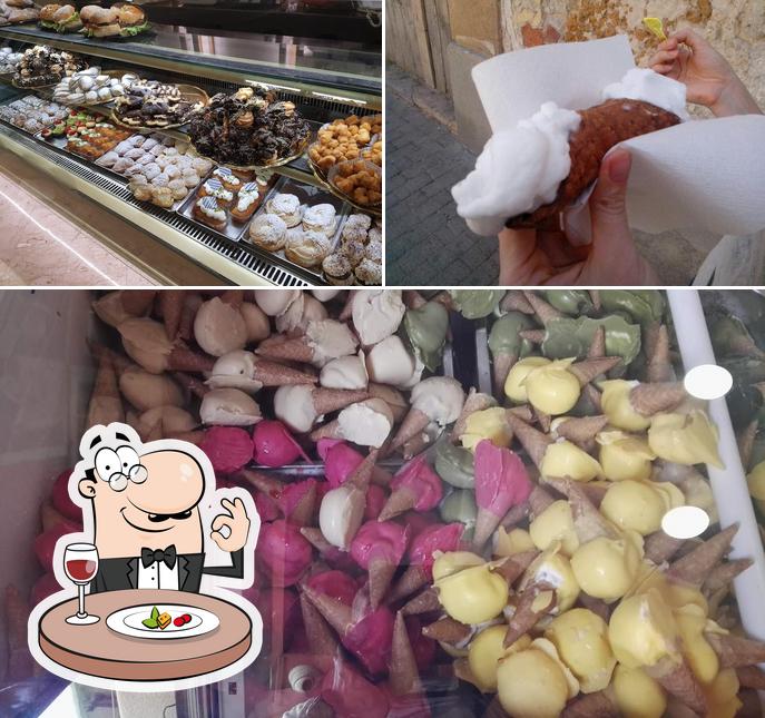 Cibo al Bar del Corso